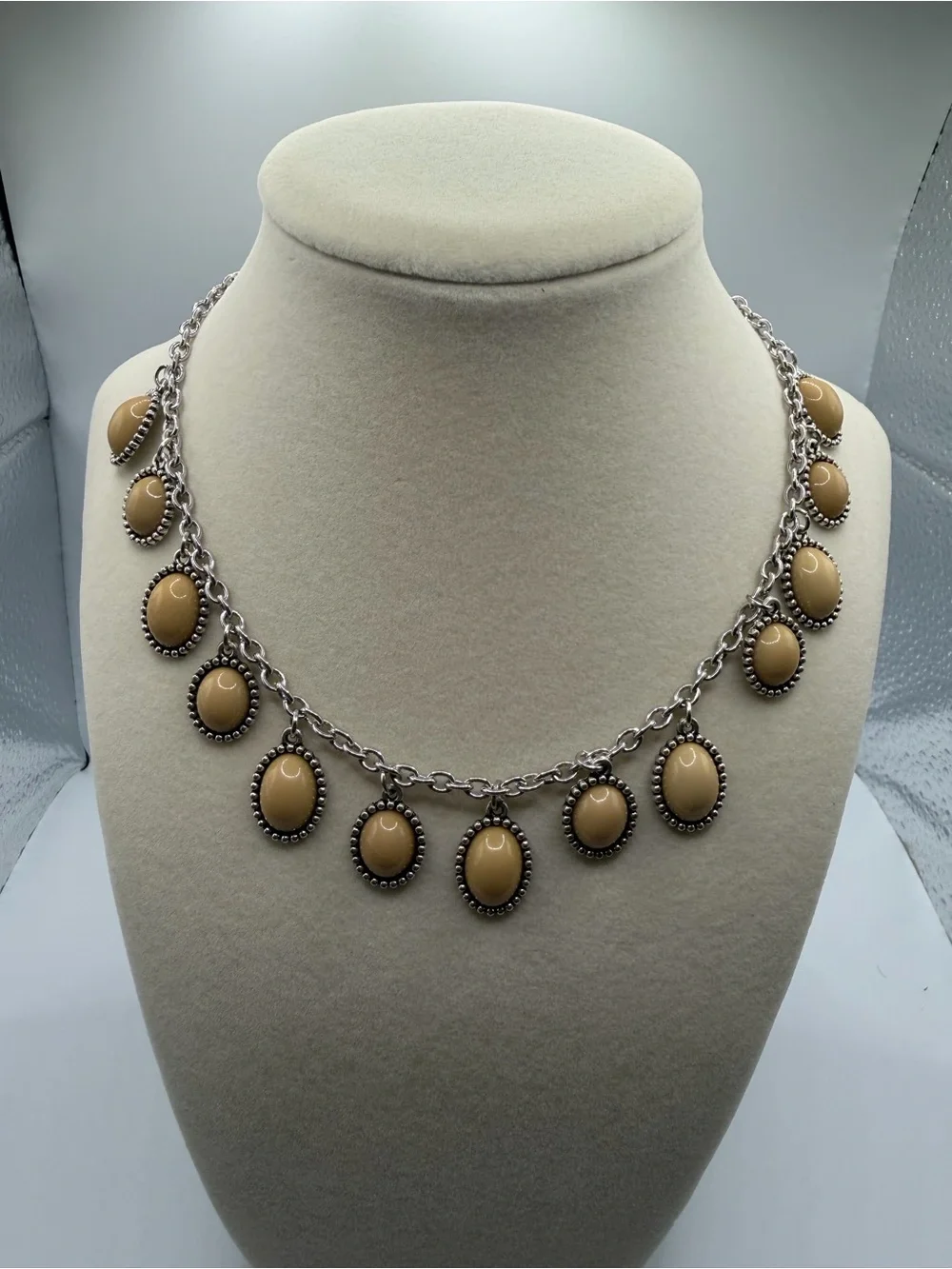 Beaded Oval Charm Necklace in Beige